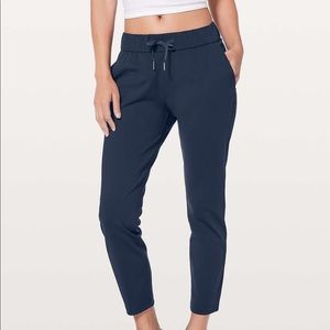 Lululemon On The Fly Pant True Navy Woven